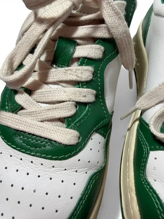 AUTRY Medalist Low Two-Tone Leather Sneakers in Green/White Size 40 - Picture 6 of 11